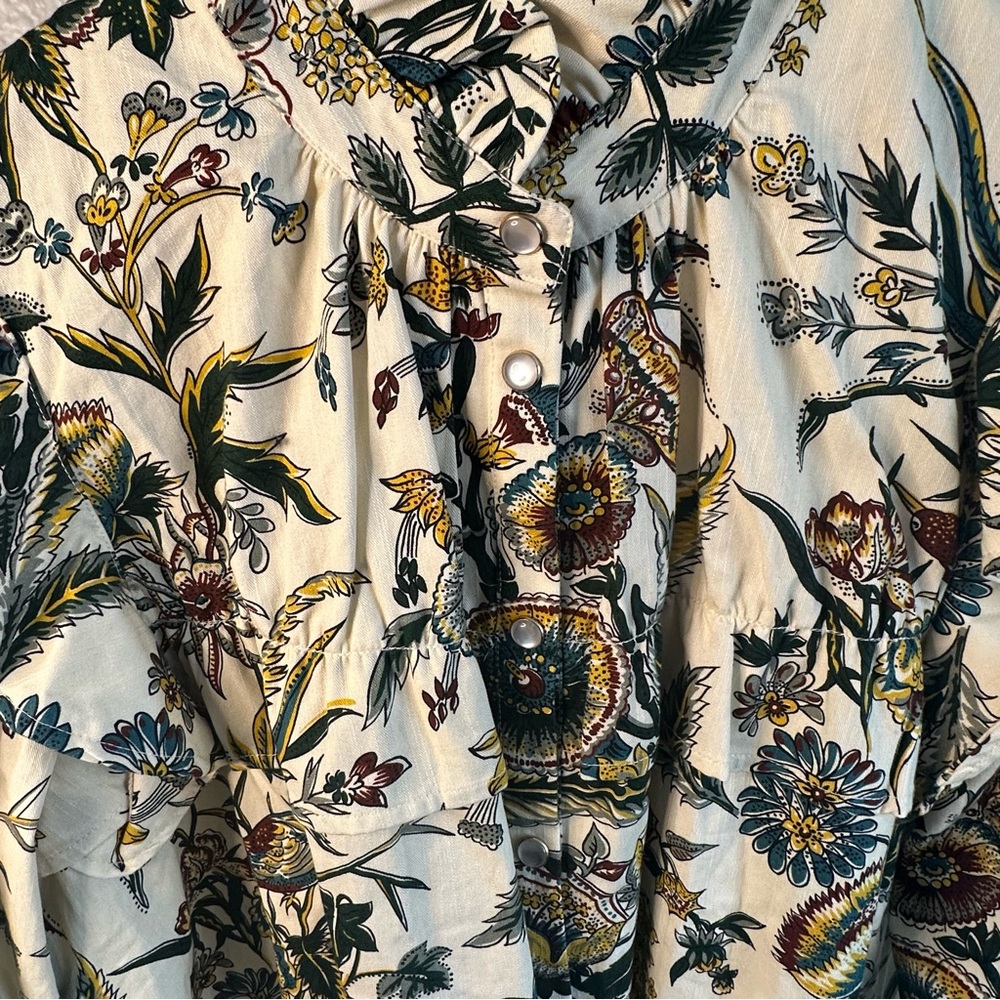 Tuckernuck Floral Ruffle Blouse - Cream and Green - Picture 9 of 16